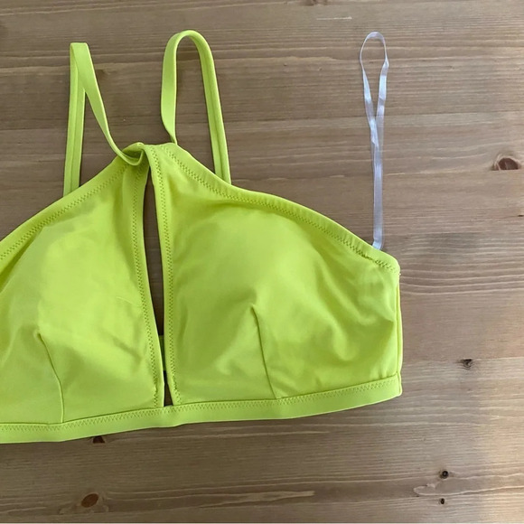 Sz. 36C Target Shade & Shore Bikini Top NWOT (K13) - Picture 3 of 9